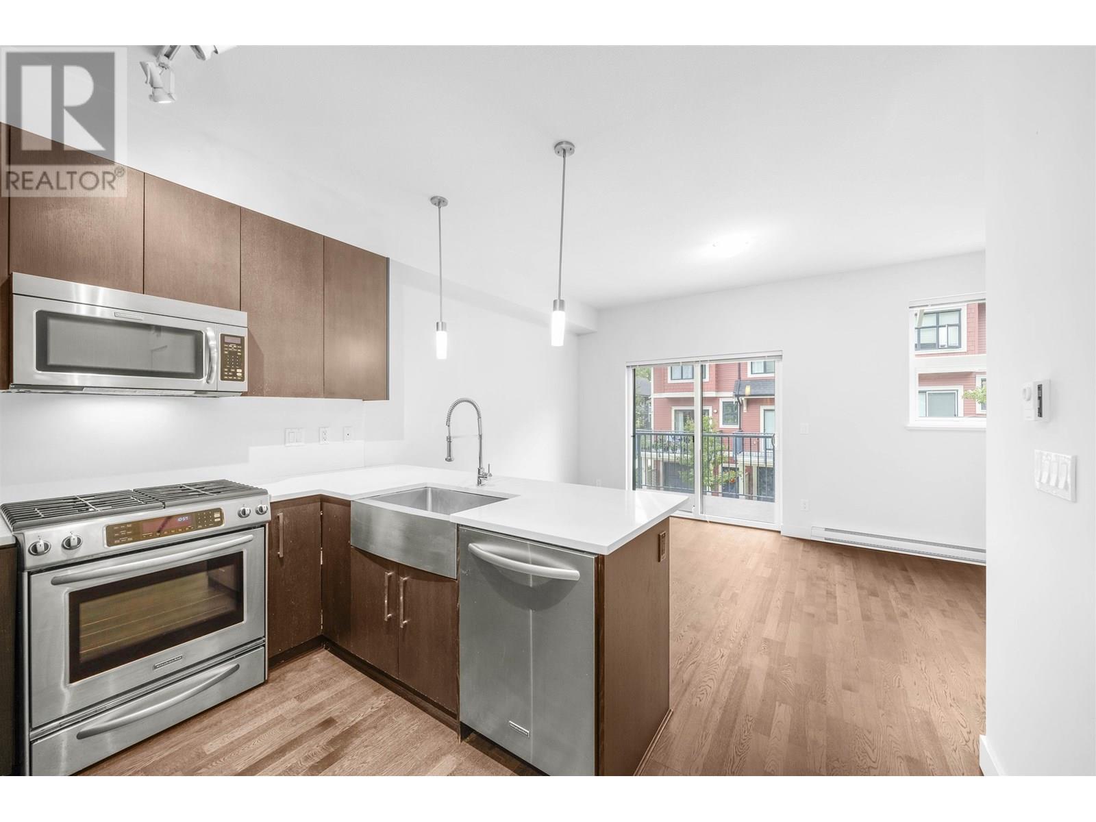 703 8485 New Haven Close, Burnaby, British Columbia  V5J 0B7 - Photo 4 - R3014021