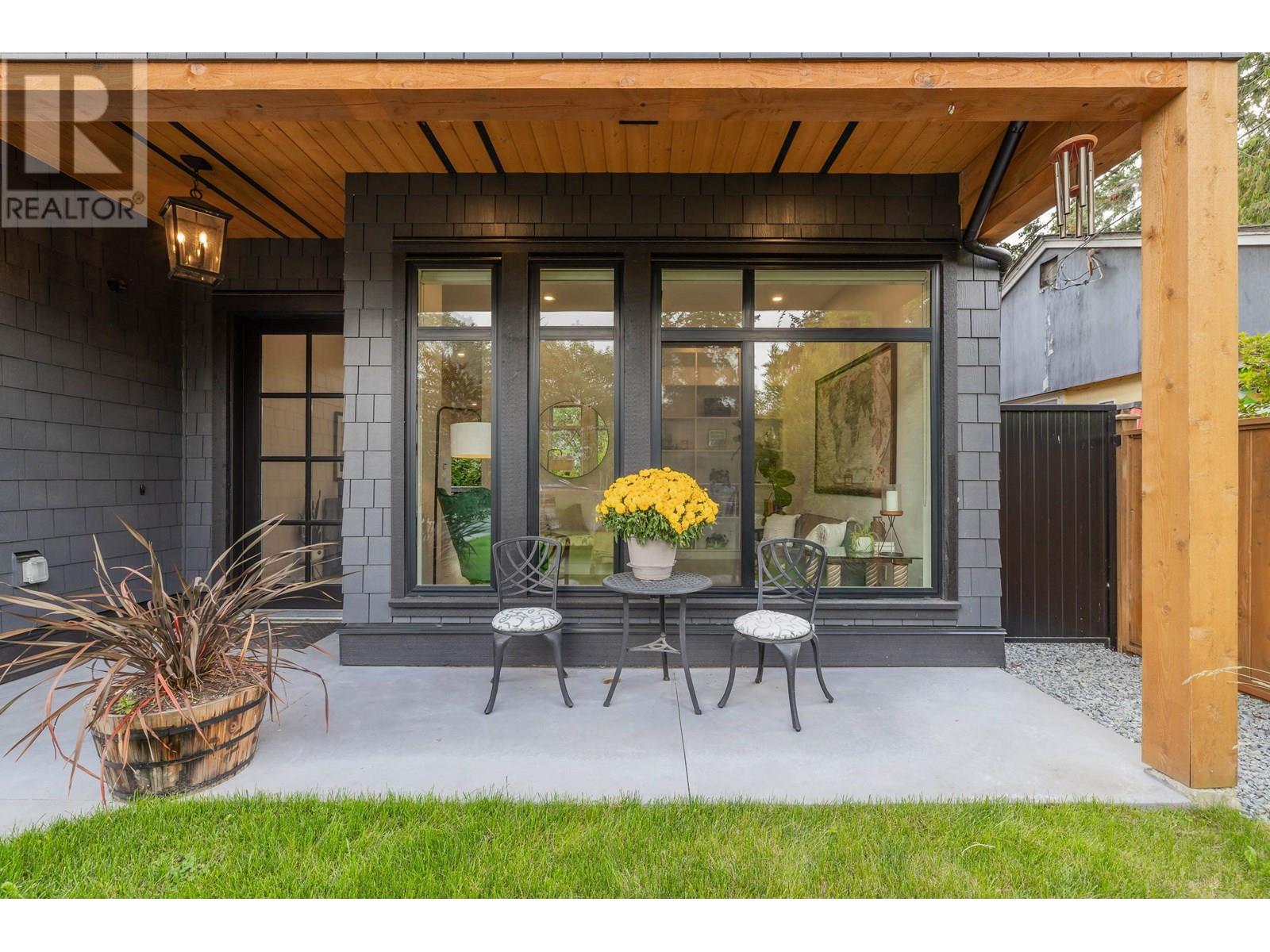 222 66 Street, Delta, British Columbia  V4L 1M8 - Photo 3 - R3013998