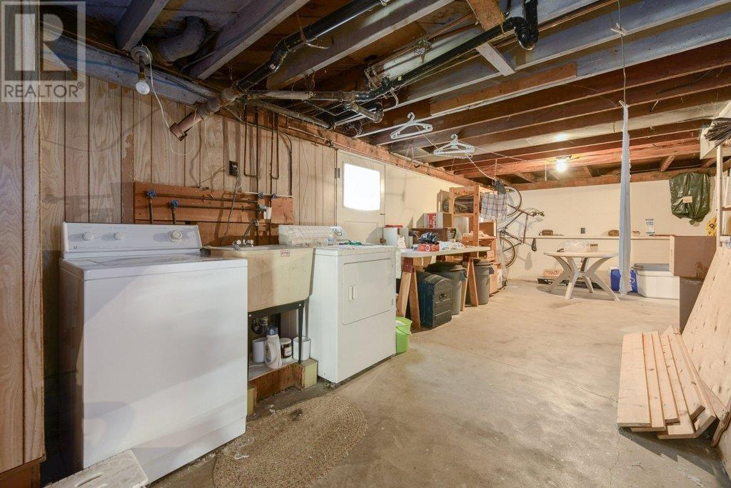 535 W 15th Street, North Vancouver, British Columbia  V7M 1S8 - Photo 20 - R3014004