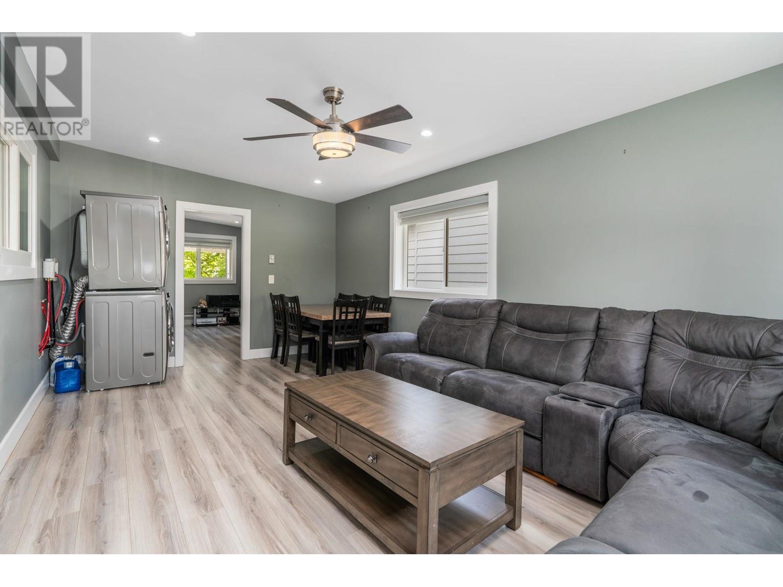 22950 Cliff Avenue, Maple Ridge, British Columbia  V2X 7Z9 - Photo 10 - R3014007