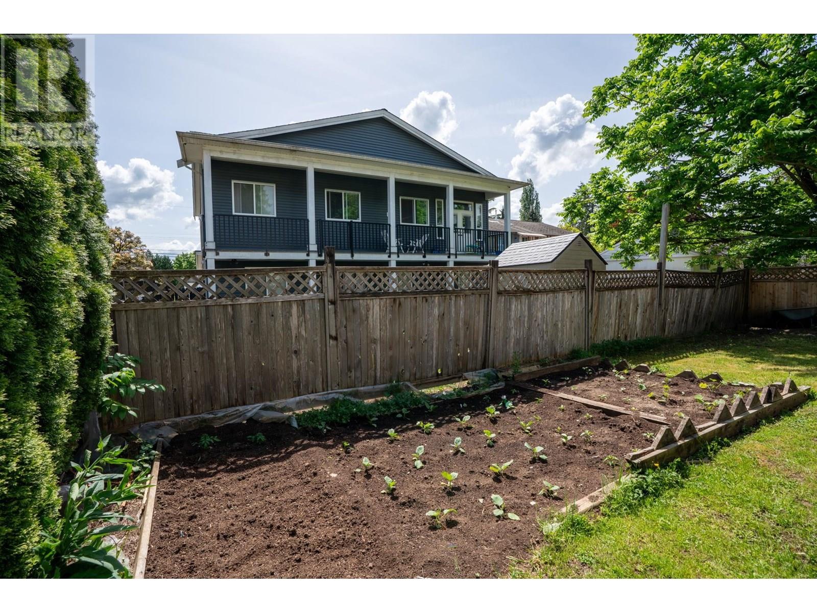 22950 Cliff Avenue, Maple Ridge, British Columbia  V2X 7Z9 - Photo 19 - R3014007