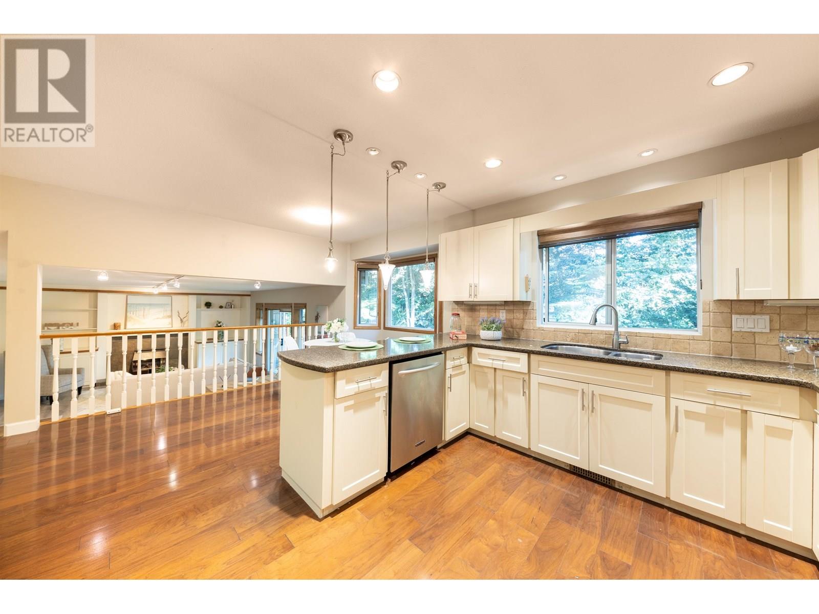 1936 Eureka Avenue, Port Coquitlam, British Columbia  V3C 5P5 - Photo 16 - R3014012