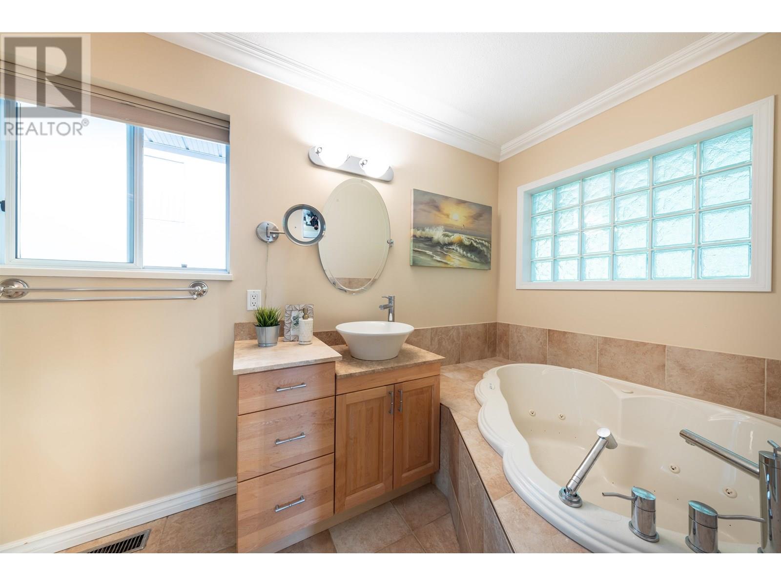 1936 Eureka Avenue, Port Coquitlam, British Columbia  V3C 5P5 - Photo 36 - R3014012