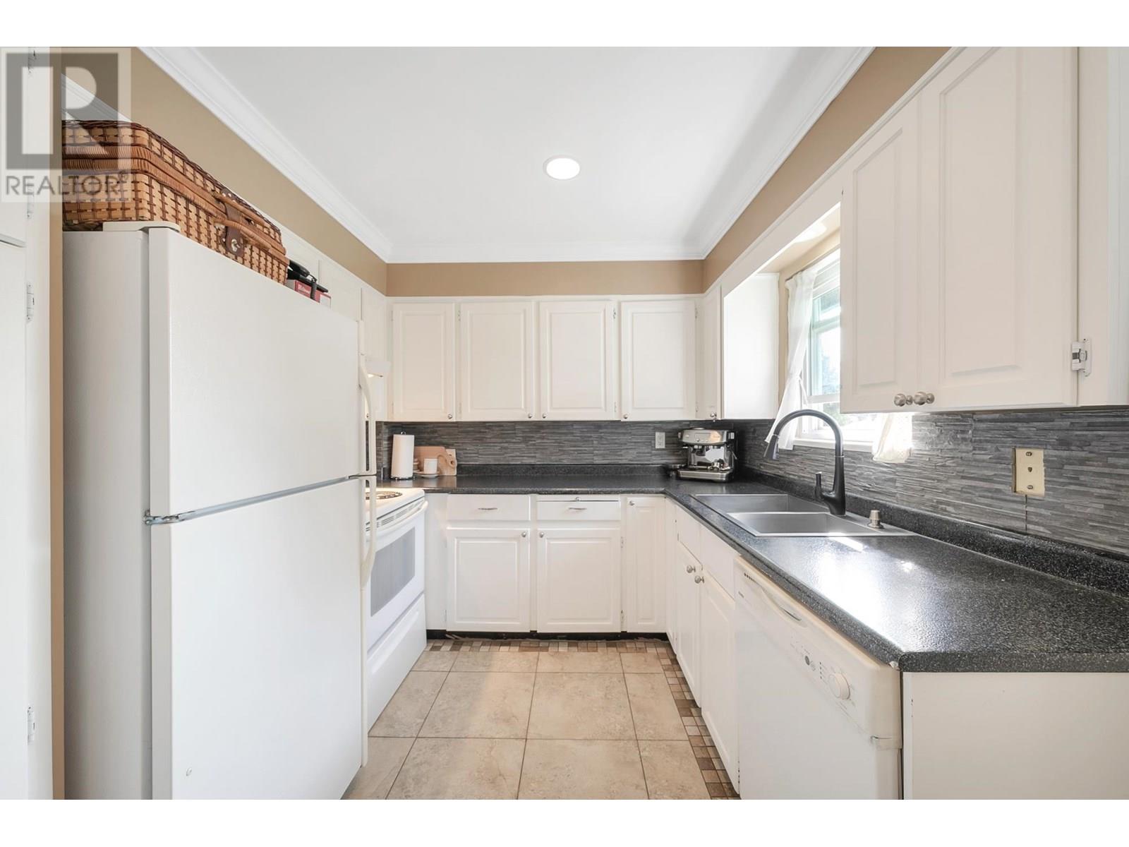 325 Seaview Drive, Port Moody, British Columbia  V3H 1P1 - Photo 16 - R3014036