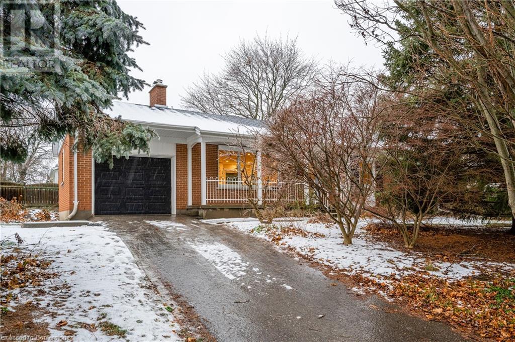 348 Forest Hill Drive Unit# Main, Kitchener, Ontario  N2M 4H2 - Photo 2 - 40739541