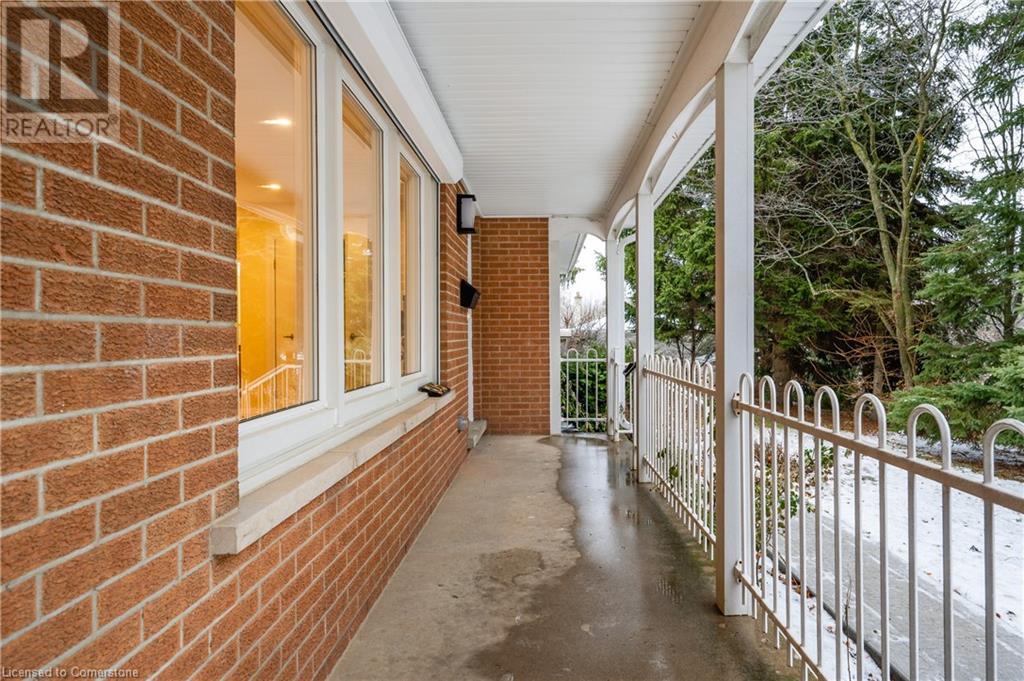 348 Forest Hill Drive Unit# Main, Kitchener, Ontario  N2M 4H2 - Photo 5 - 40739541