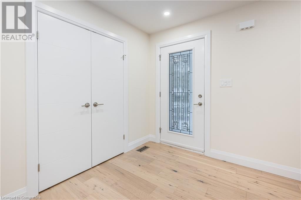 348 Forest Hill Drive Unit# Main, Kitchener, Ontario  N2M 4H2 - Photo 9 - 40739541