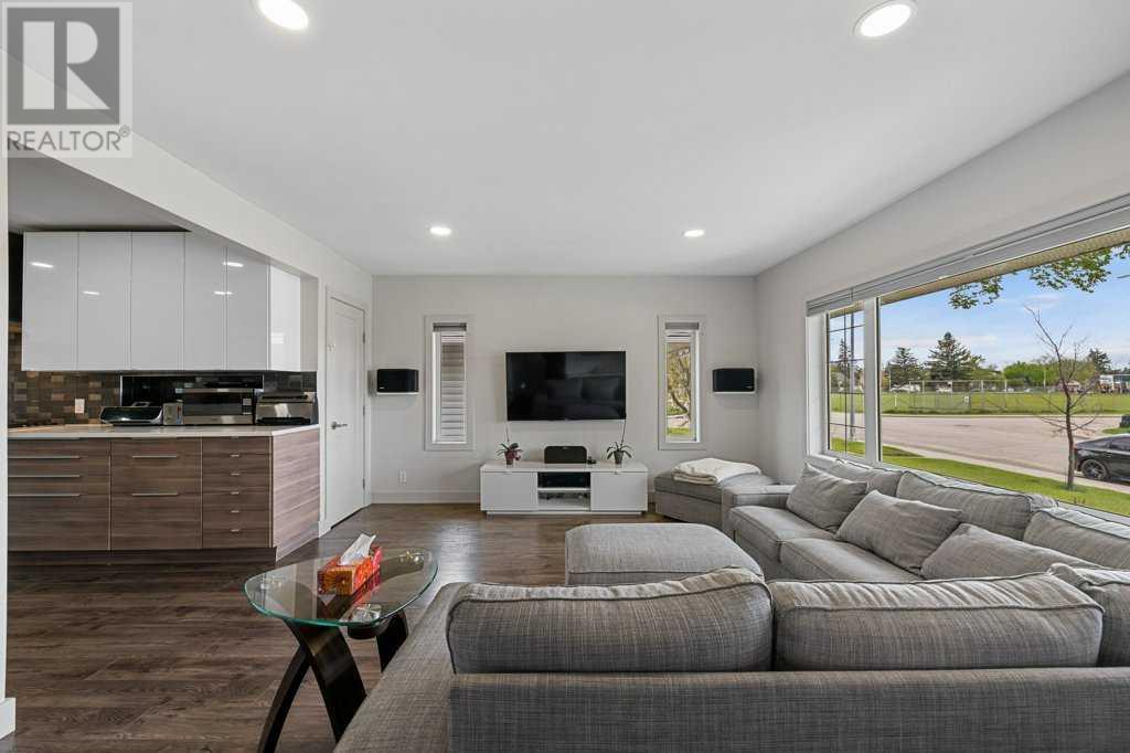 1408 Remington Road Ne, Calgary, Alberta  T2E 5K5 - Photo 10 - A2221895