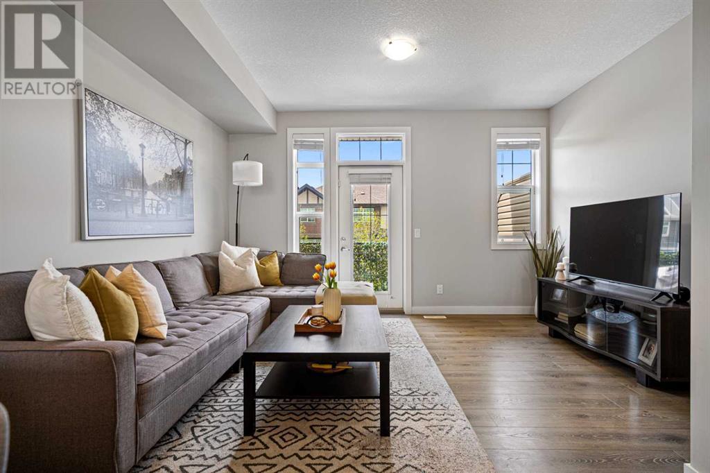 207 Legacy Common Se, Calgary, Alberta  T2X 4H9 - Photo 5 - A2222546