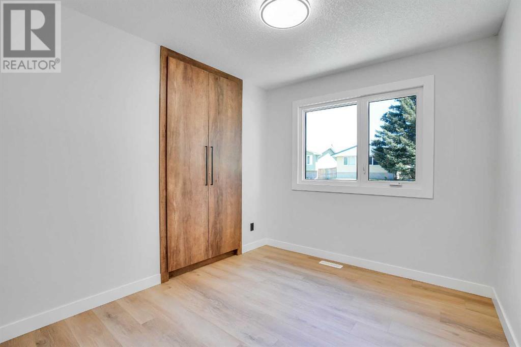 1344 Lake Michigan Crescent Se, Calgary, Alberta  T2J 3G1 - Photo 16 - A2226234