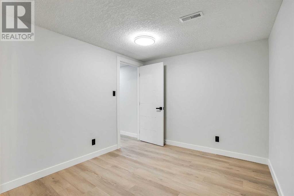 1344 Lake Michigan Crescent Se, Calgary, Alberta  T2J 3G1 - Photo 30 - A2226234