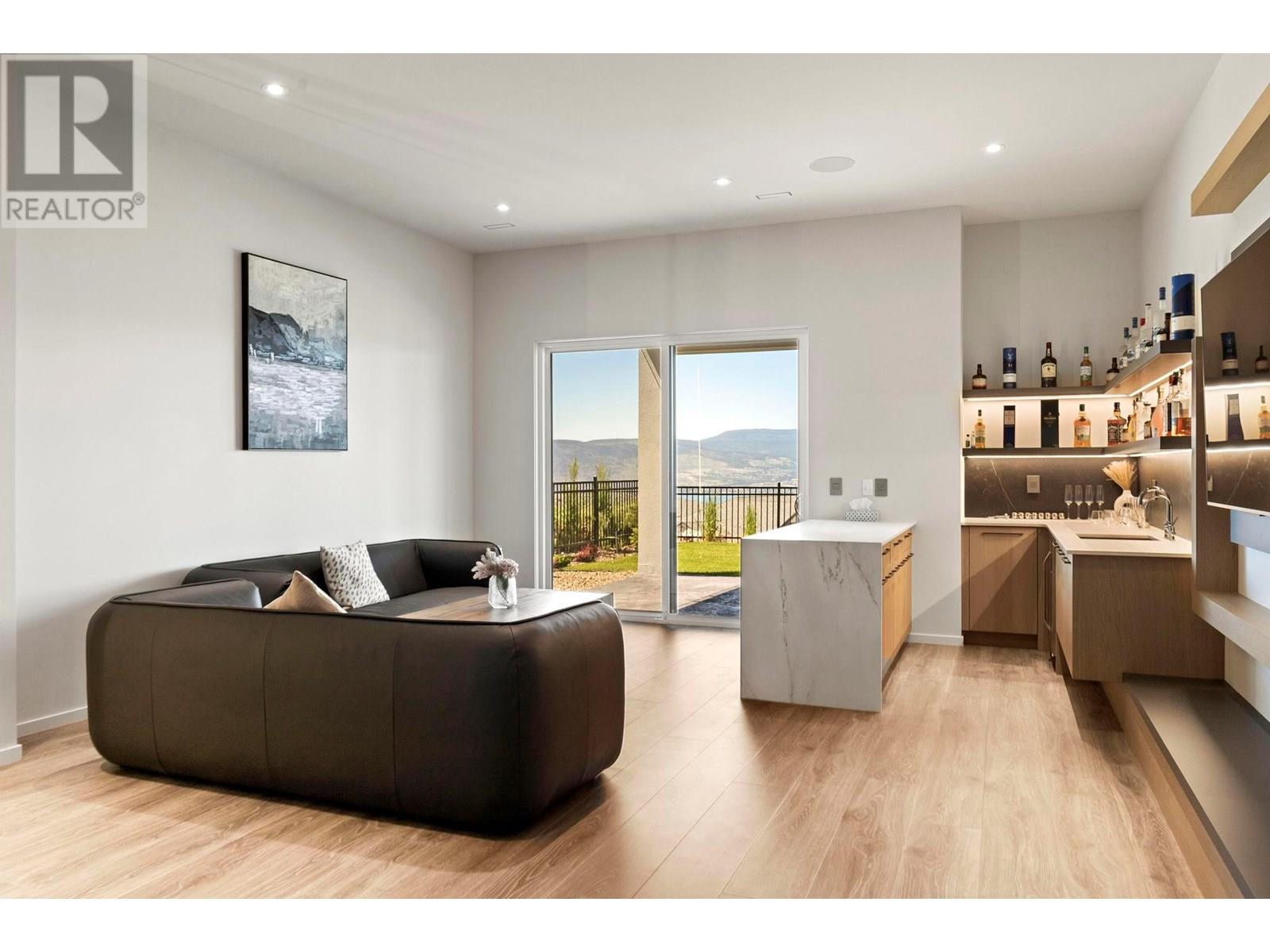 5546 Upper Mission Drive, Kelowna, British Columbia  V1W 5M4 - Photo 40 - 10335440