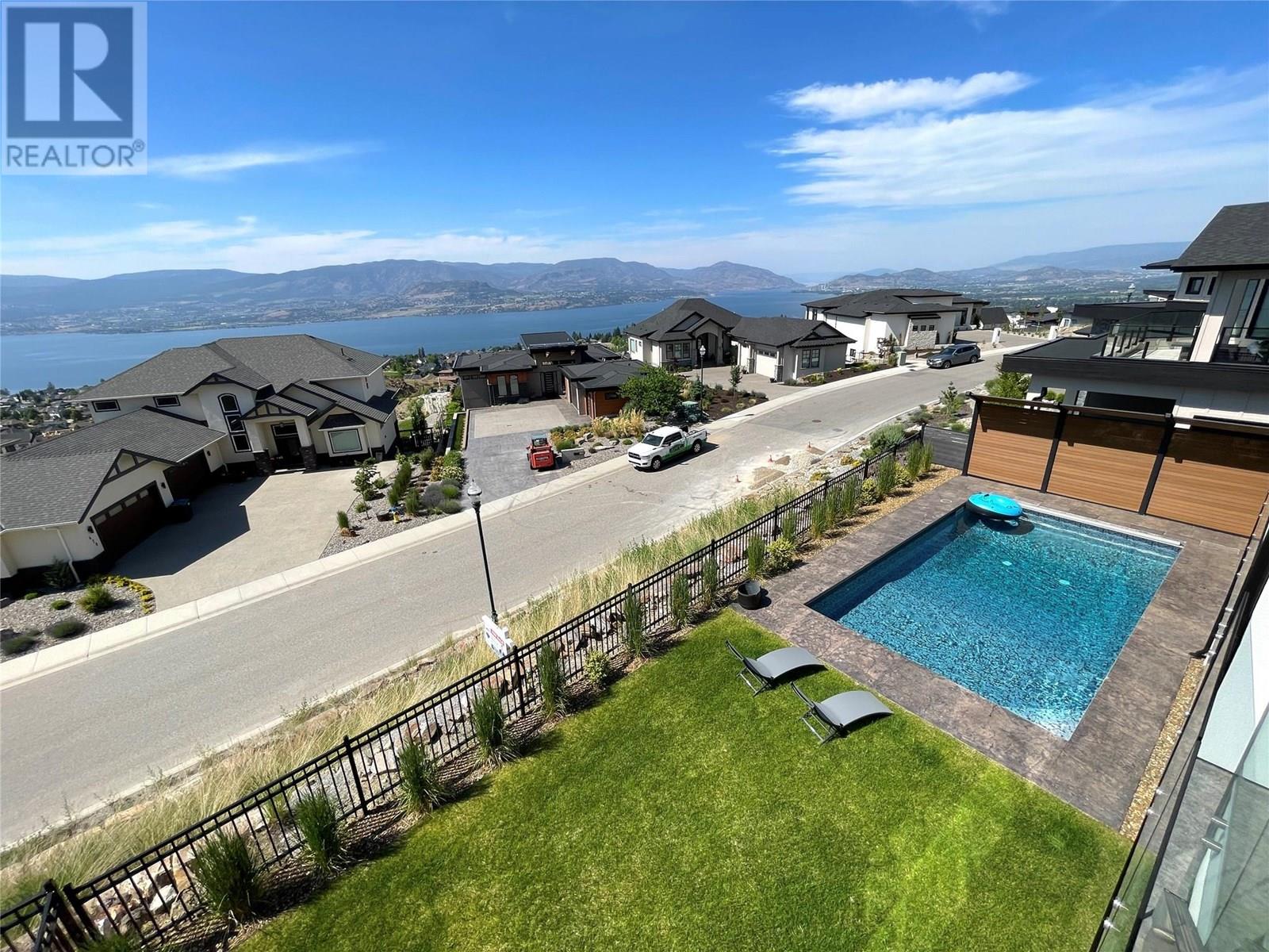 5546 Upper Mission Drive, Kelowna, British Columbia  V1W 5M4 - Photo 3 - 10335440
