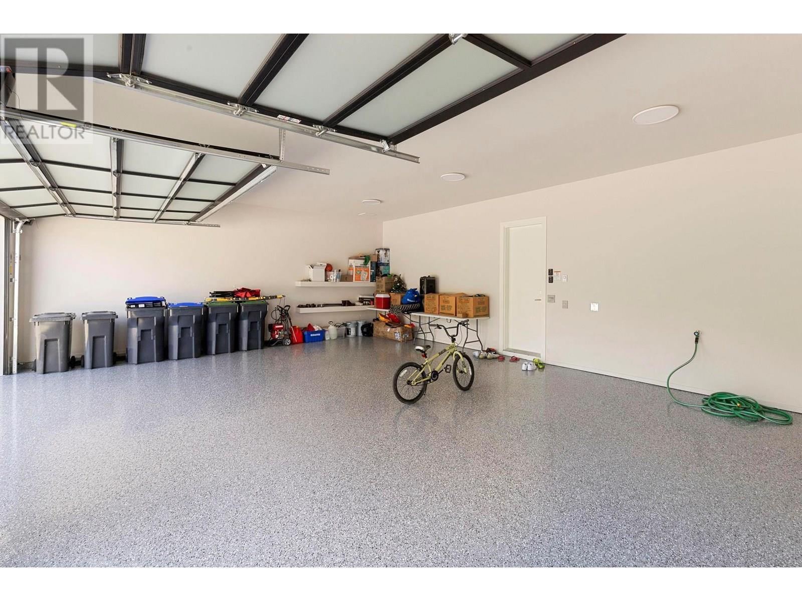 5546 Upper Mission Drive, Kelowna, British Columbia  V1W 5M4 - Photo 53 - 10335440