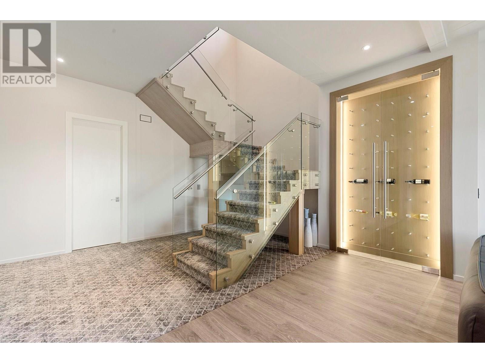5546 Upper Mission Drive, Kelowna, British Columbia  V1W 5M4 - Photo 38 - 10335440