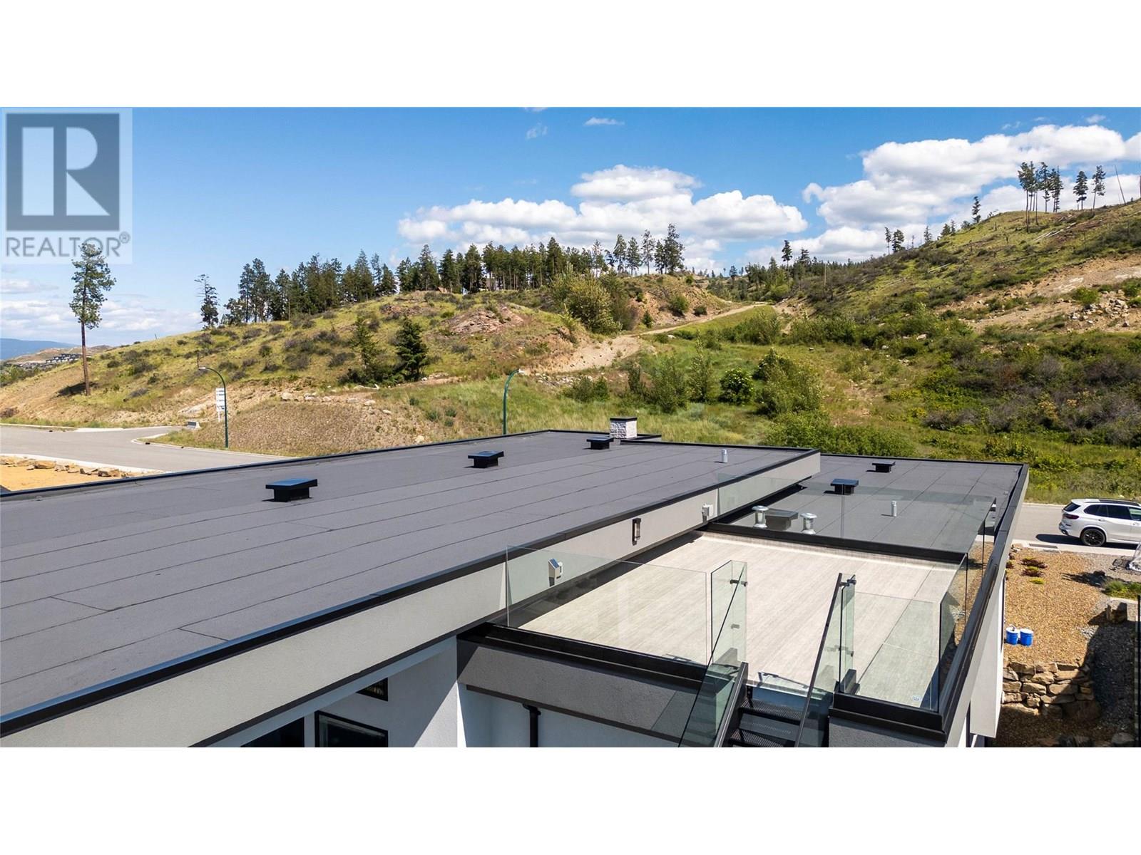 5546 Upper Mission Drive, Kelowna, British Columbia  V1W 5M4 - Photo 12 - 10335440