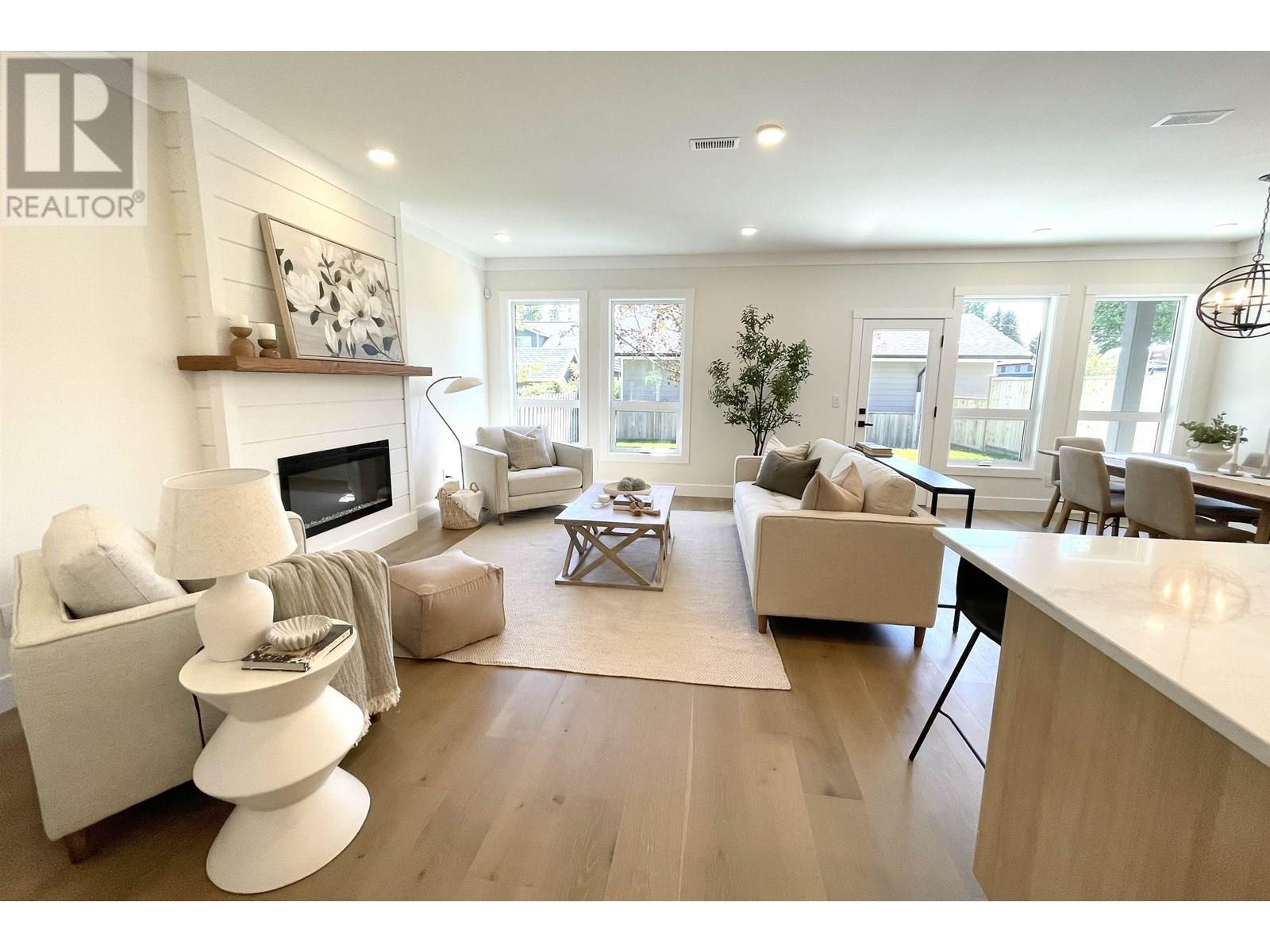 Property at 4428 46B STREET image 3
