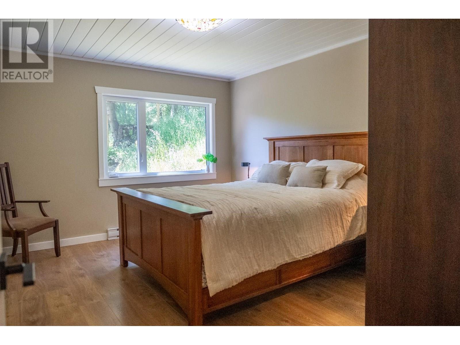9907 Gowlland Point Road, Pender Island, British Columbia  V0N 2M3 - Photo 17 - R3013553