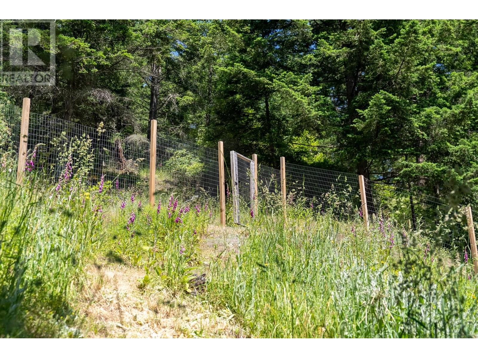 9907 Gowlland Point Road, Pender Island, British Columbia  V0N 2M3 - Photo 39 - R3013553