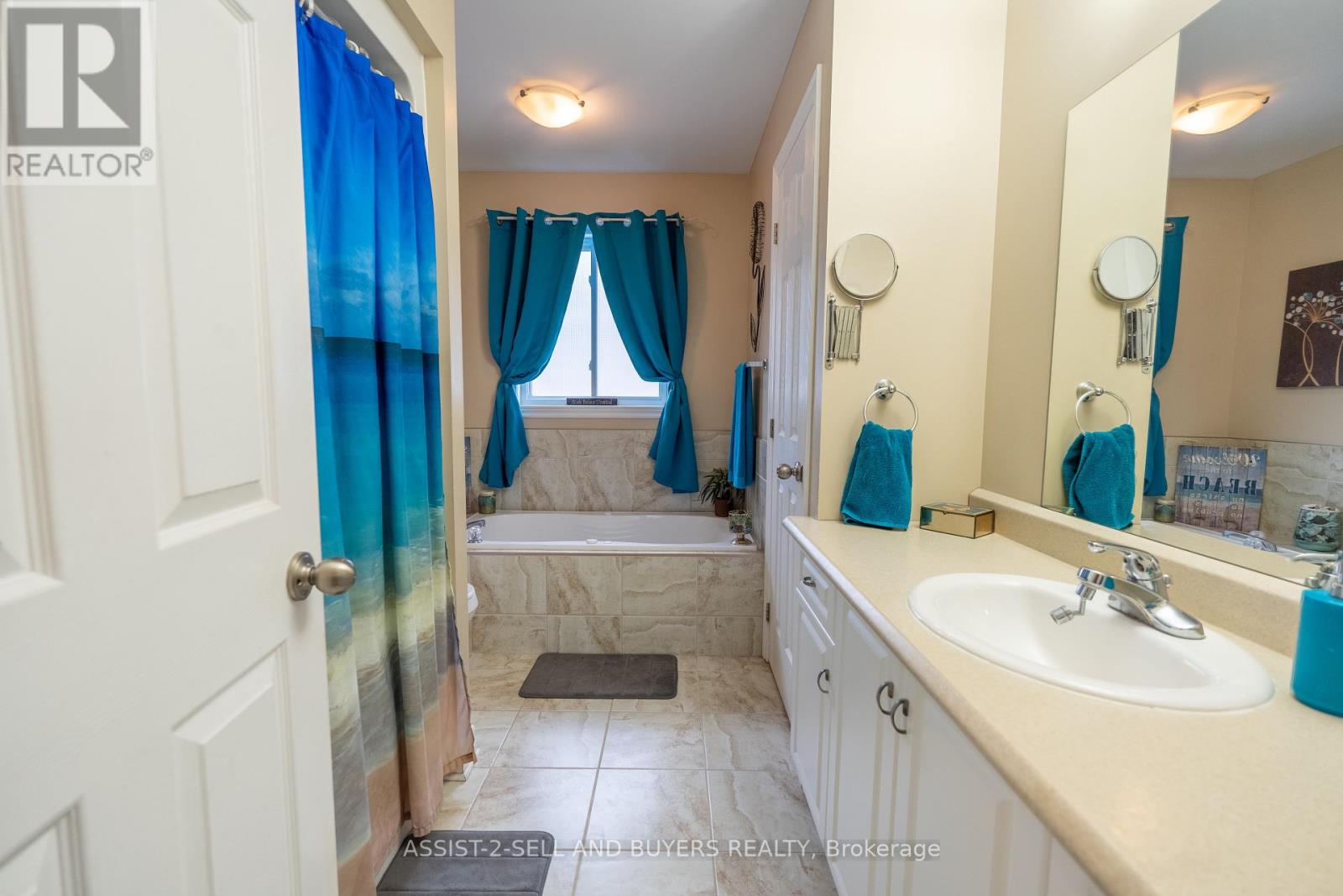 300 Glen Nora Drive, Cornwall, Ontario  K6H 0A8 - Photo 22 - X12211300
