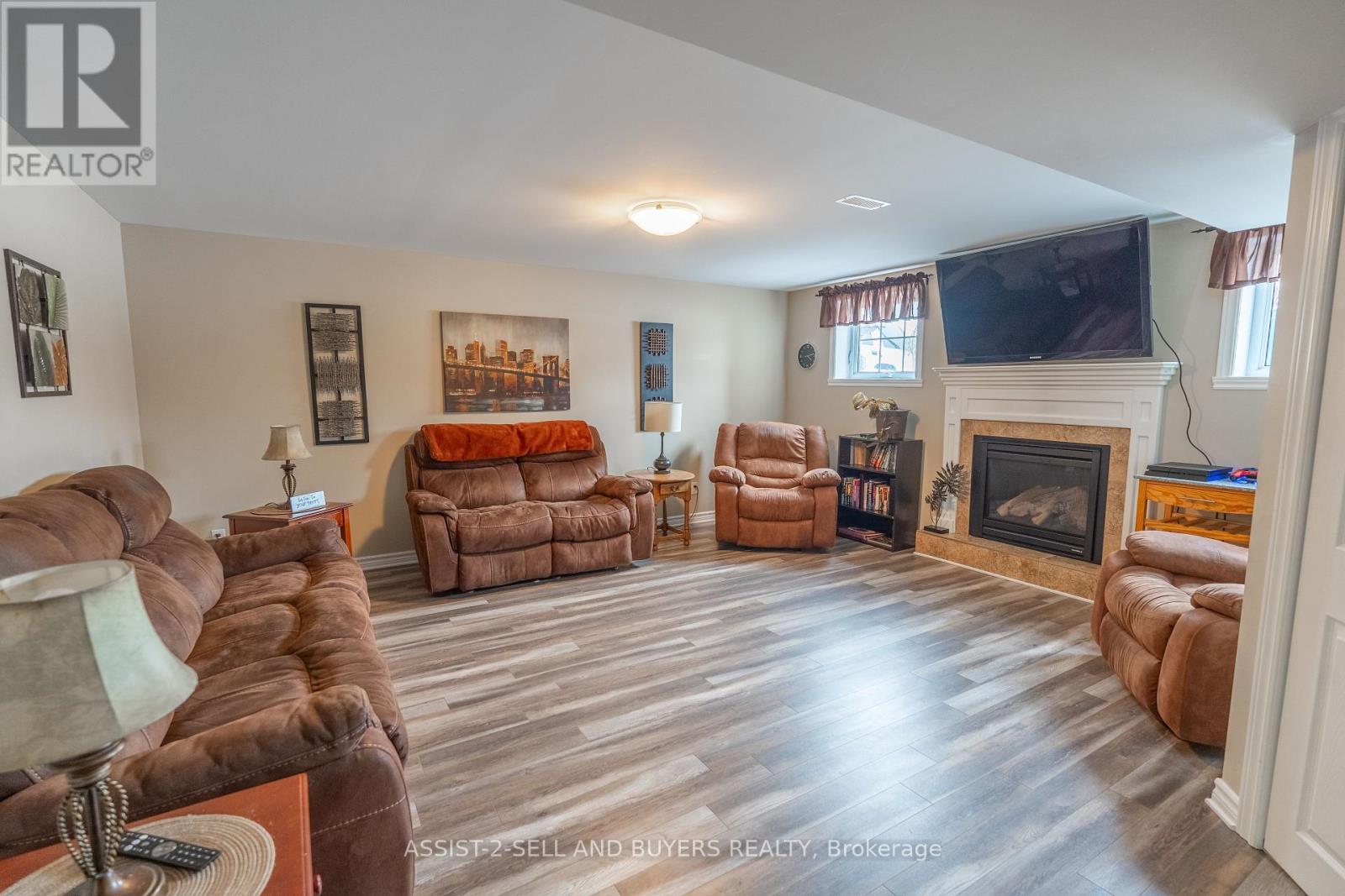 300 Glen Nora Drive, Cornwall, Ontario  K6H 0A8 - Photo 26 - X12211300