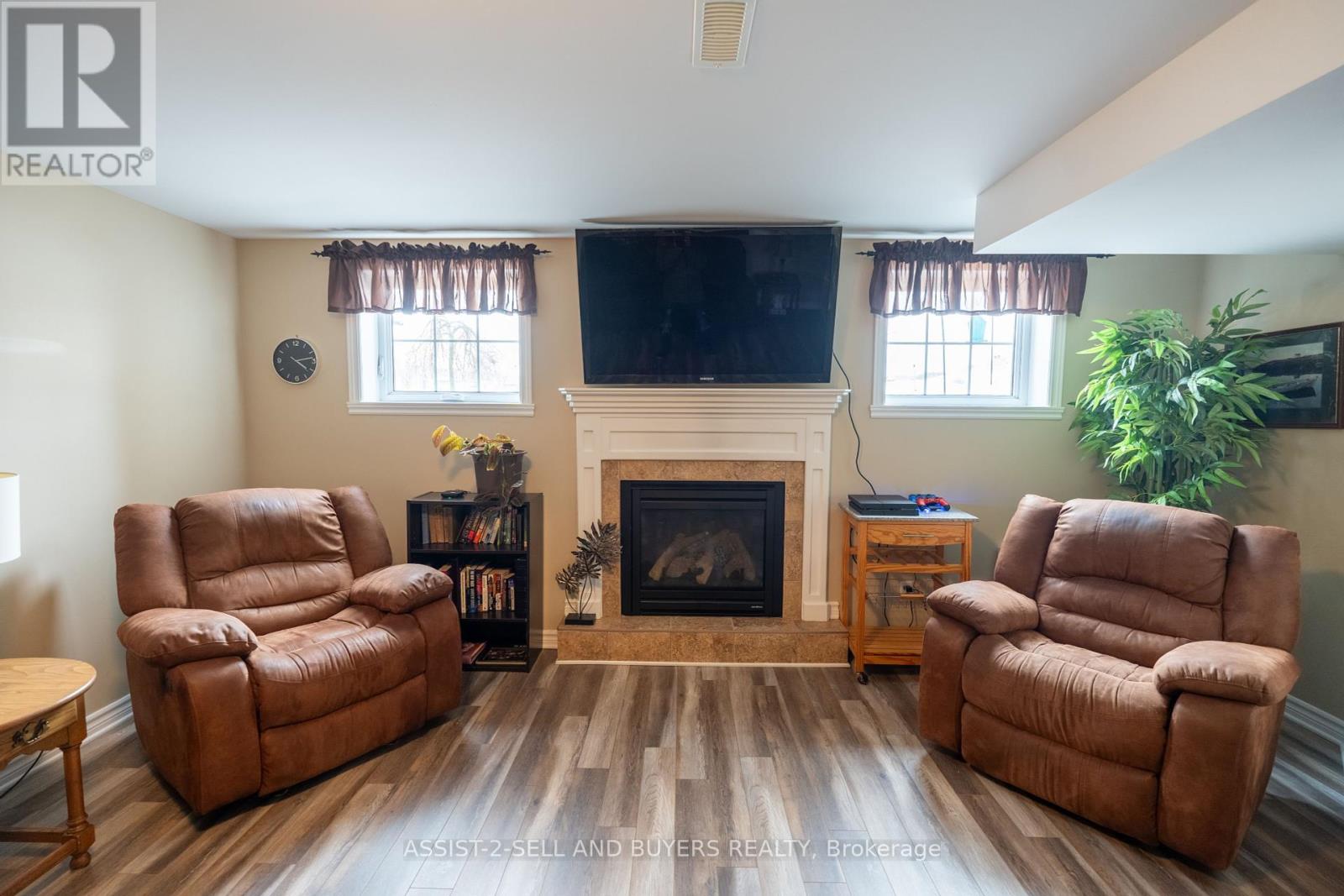 300 Glen Nora Drive, Cornwall, Ontario  K6H 0A8 - Photo 32 - X12211300