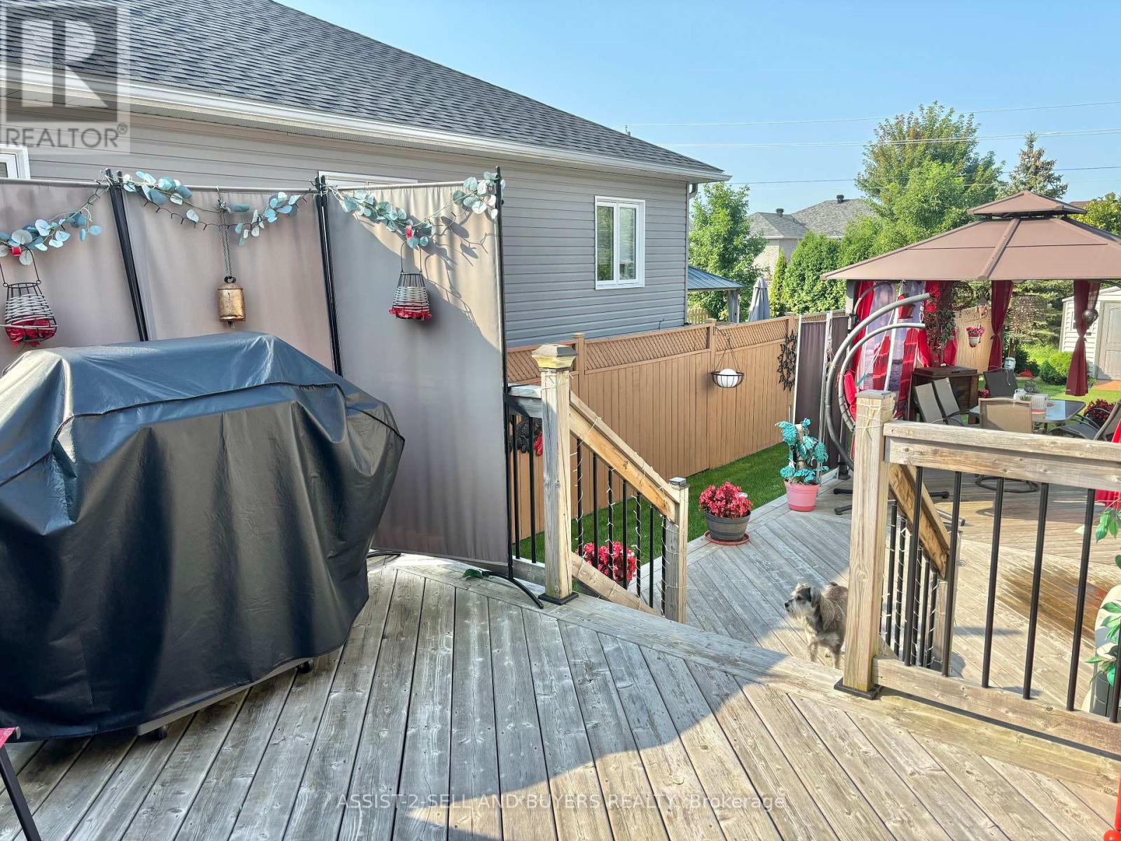 300 Glen Nora Drive, Cornwall, Ontario  K6H 0A8 - Photo 36 - X12211300