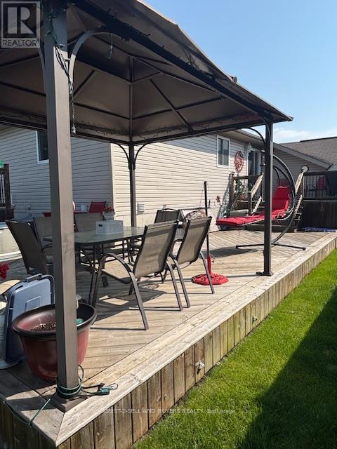 300 Glen Nora Drive, Cornwall, Ontario  K6H 0A8 - Photo 37 - X12211300
