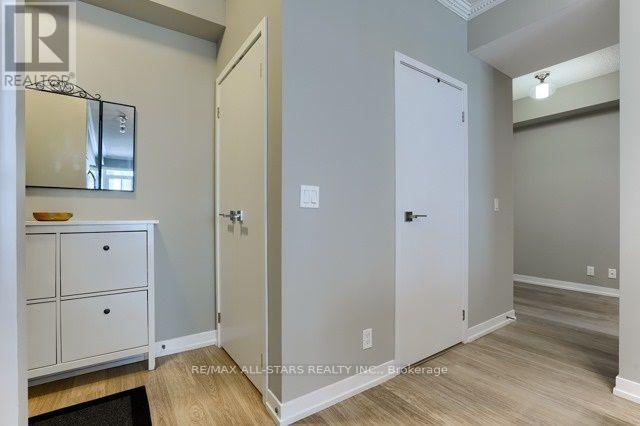 1011 - 98 Lillian Street, Toronto, Ontario  M4S 0A5 - Photo 4 - C12211303