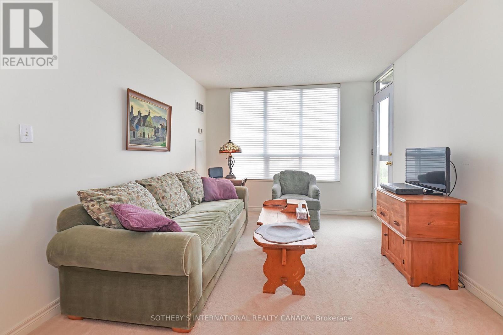 1605 - 35 Merton Street, Toronto, Ontario  M4S 3G4 - Photo 10 - C12211308
