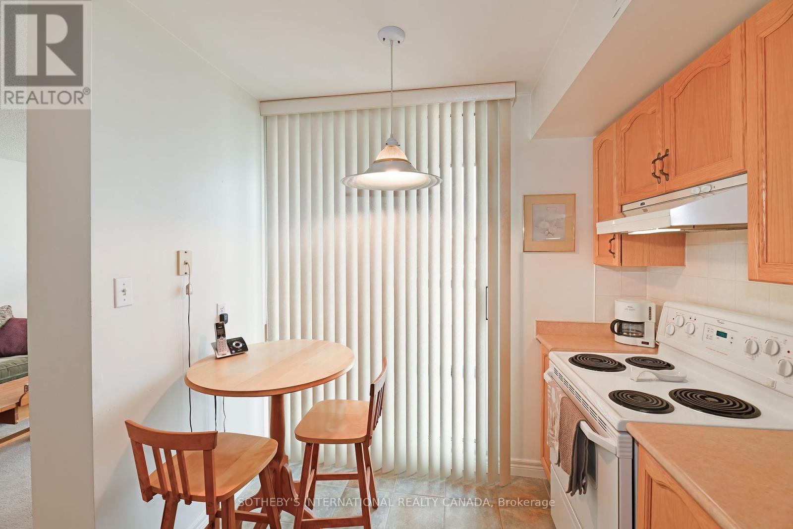 1605 - 35 Merton Street, Toronto, Ontario  M4S 3G4 - Photo 12 - C12211308