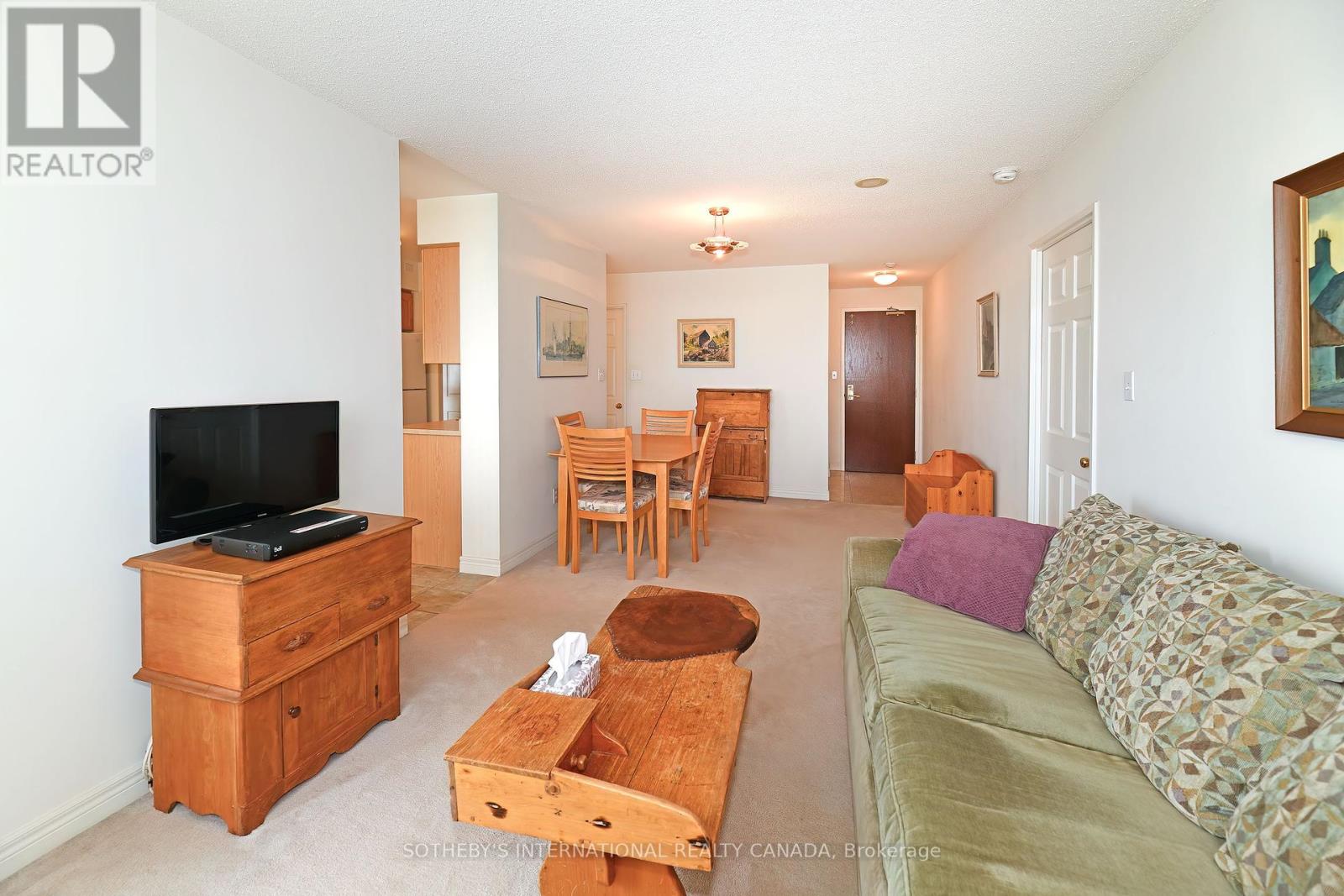 1605 - 35 Merton Street, Toronto, Ontario  M4S 3G4 - Photo 3 - C12211308