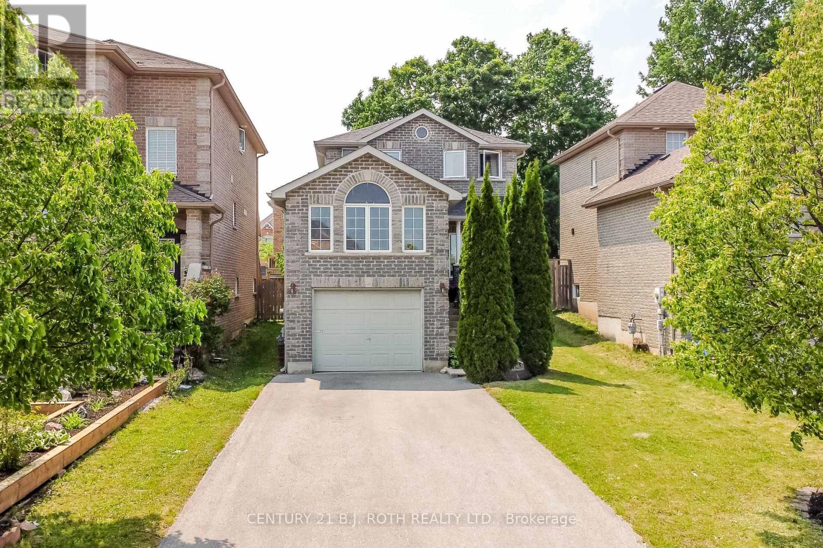 1863 Swan Street, Innisfil, Ontario  L9S 0B2 - Photo 2 - N12201540