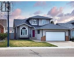 1217 Great Lakes Place S Redwood