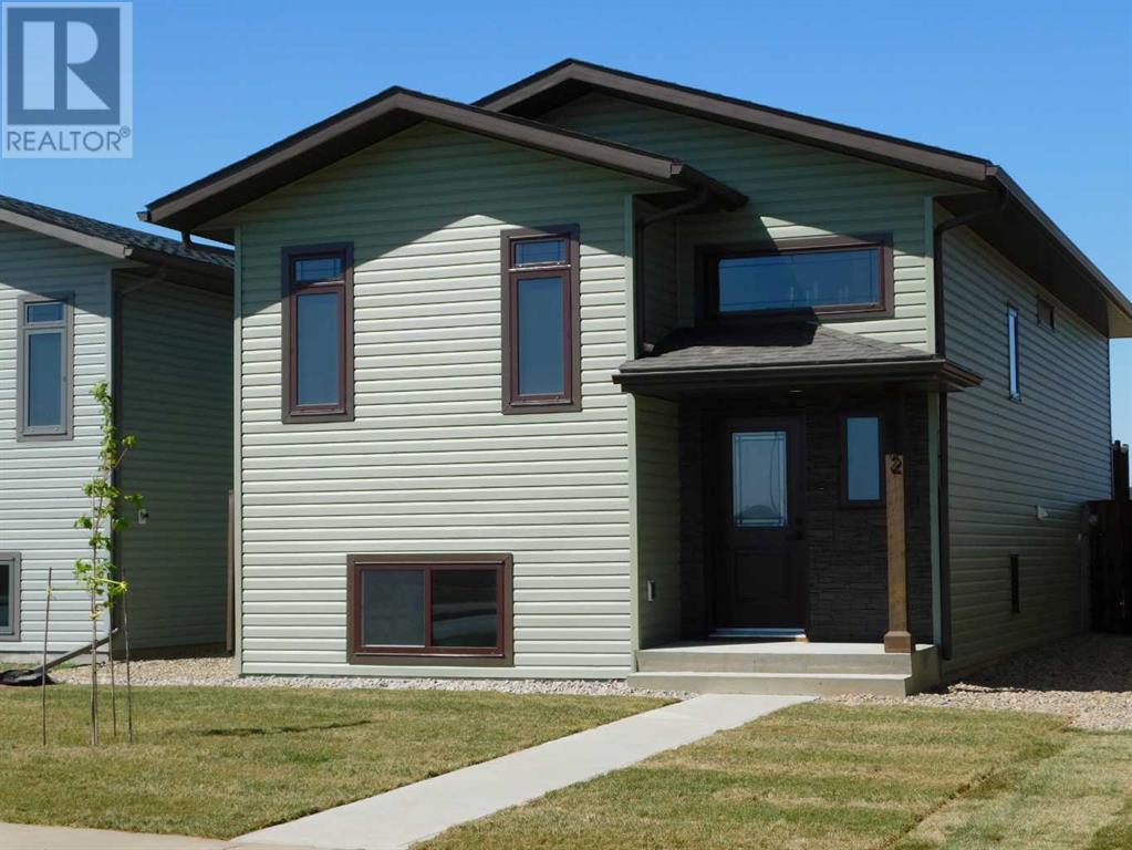 Property at 1612 2 Avenue E image 4