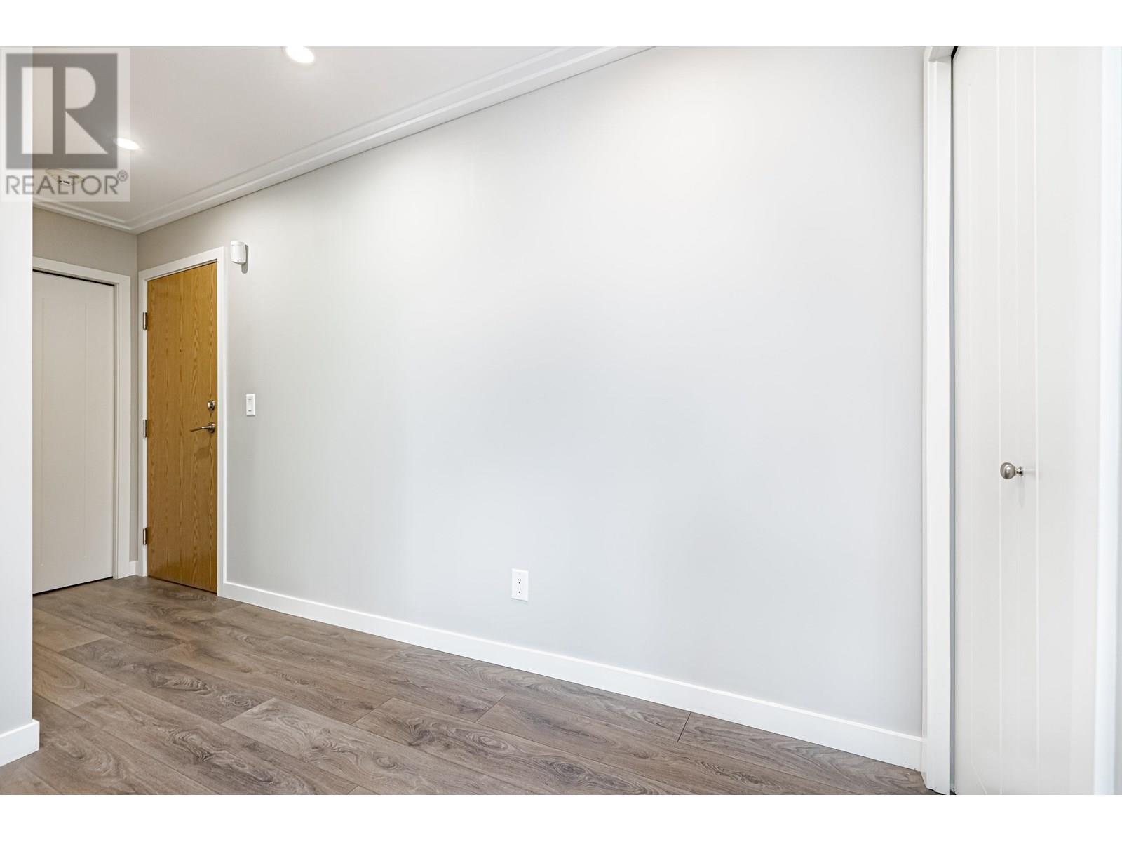 305 2915 Glen Drive, Coquitlam, British Columbia  V3B 7H8 - Photo 20 - R3012122
