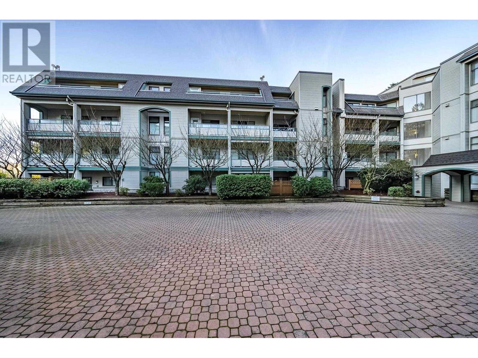 305 2915 Glen Drive, Coquitlam, British Columbia  V3B 7H8 - Photo 23 - R3012122