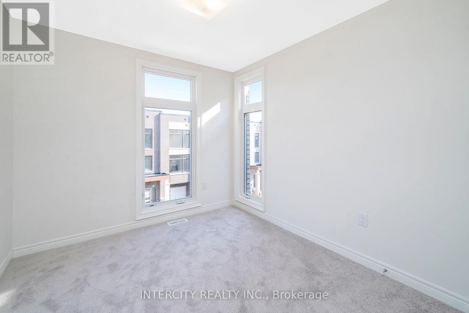 12 Queenpost Drive, Brampton, Ontario  L6Y 6L2 - Photo 24 - W12211295