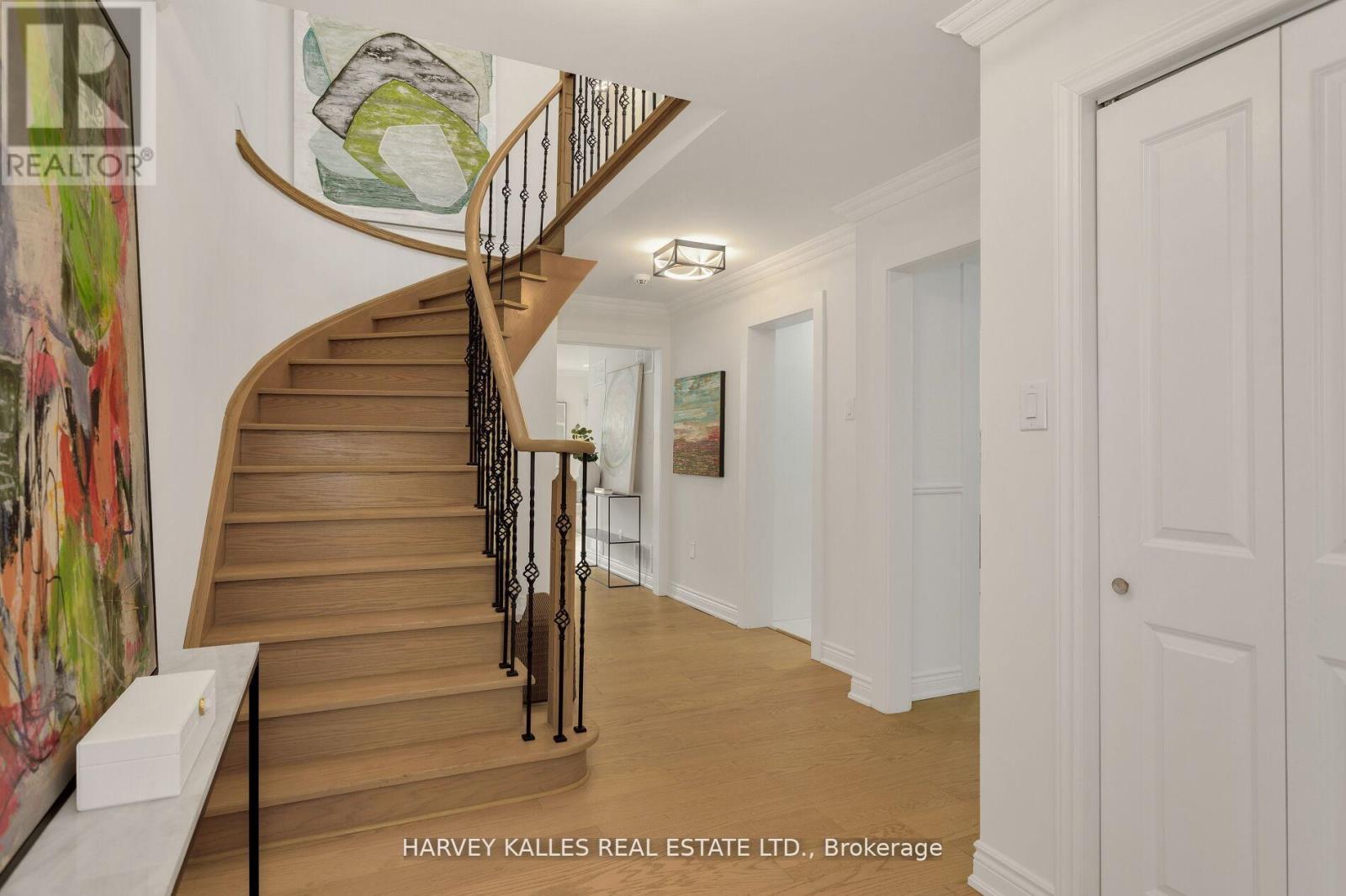 4322 Shelby Crescent, Mississauga, Ontario  L4W 3T3 - Photo 18 - W12211297