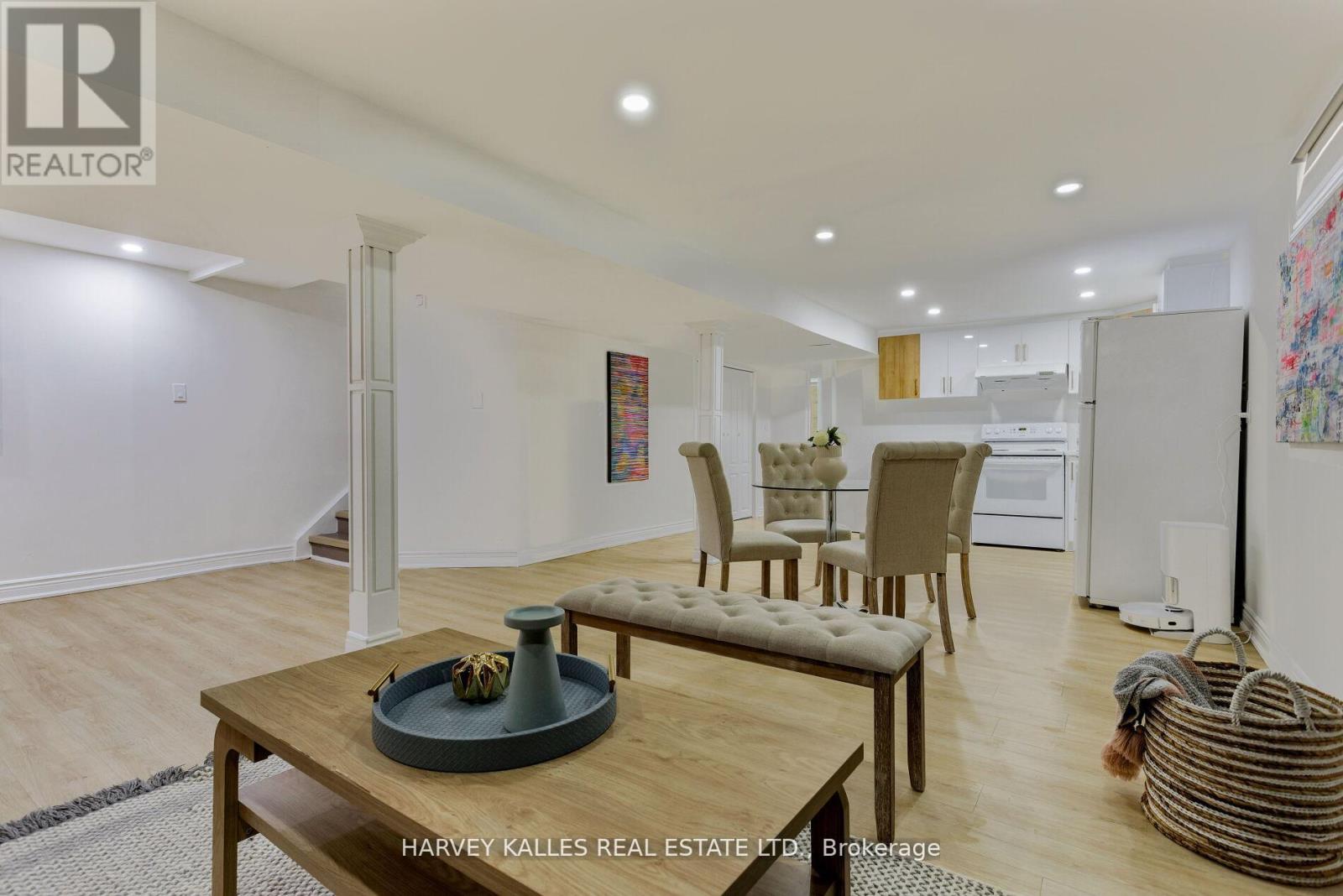 4322 Shelby Crescent, Mississauga, Ontario  L4W 3T3 - Photo 9 - W12211297