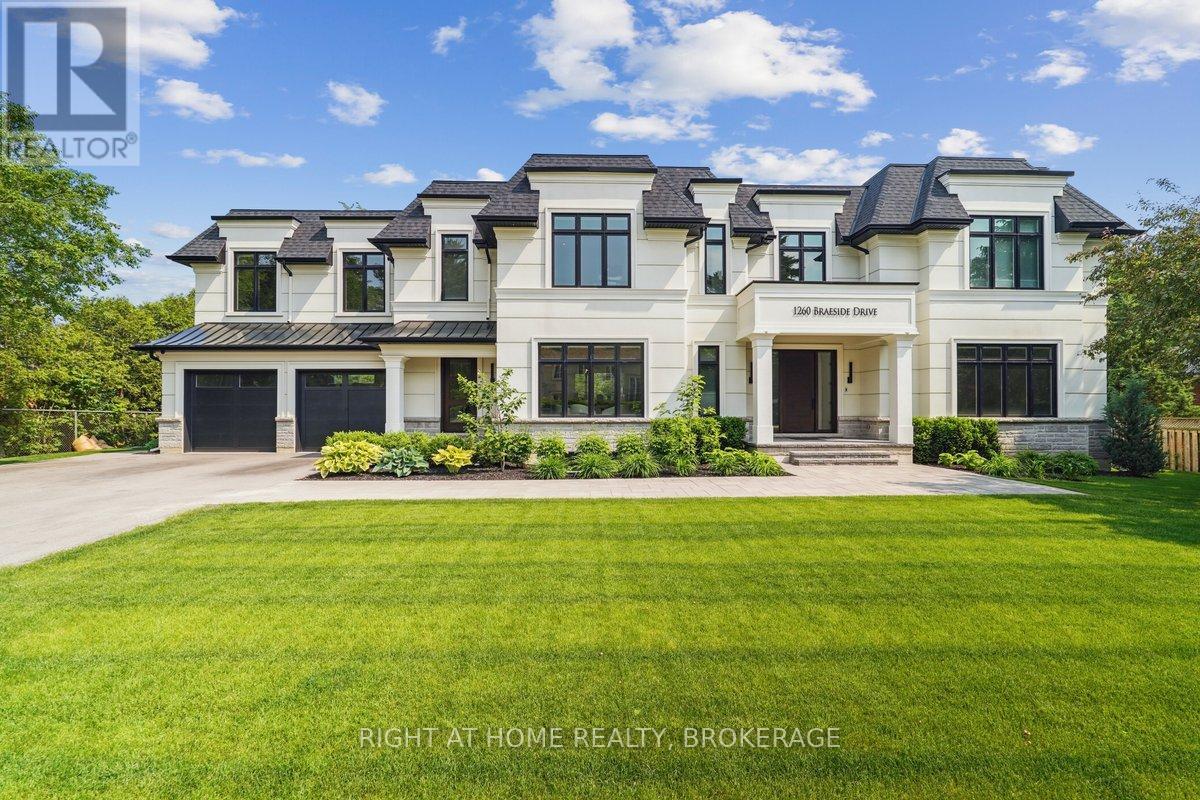 1260 BRAESIDE DRIVE, Oakville, Ontario