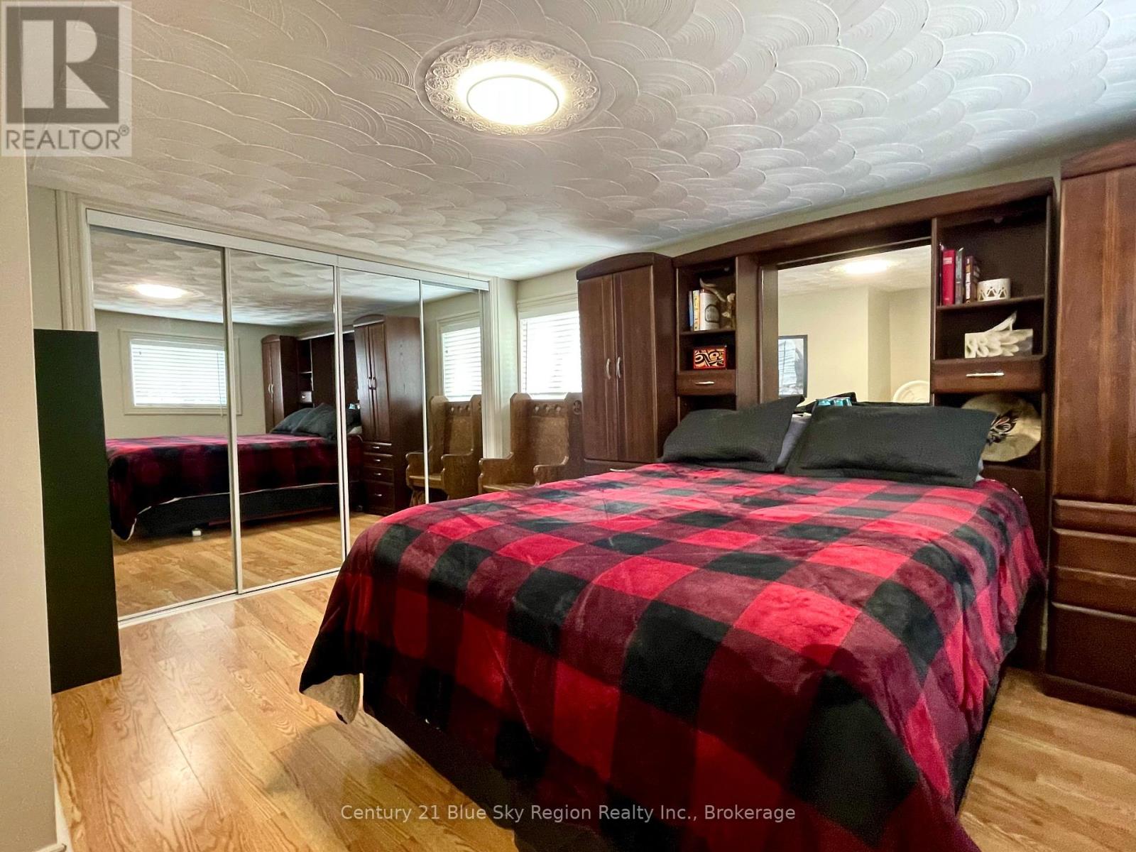 175 Carrie Street, West Nipissing, Ontario  P2B 1A8 - Photo 23 - X12209296