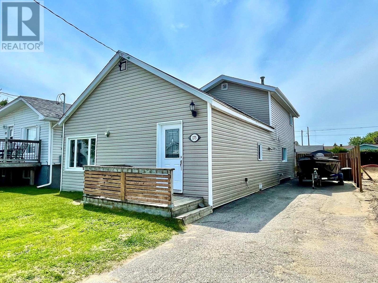 175 Carrie Street, West Nipissing, Ontario  P2B 1A8 - Photo 25 - X12209296