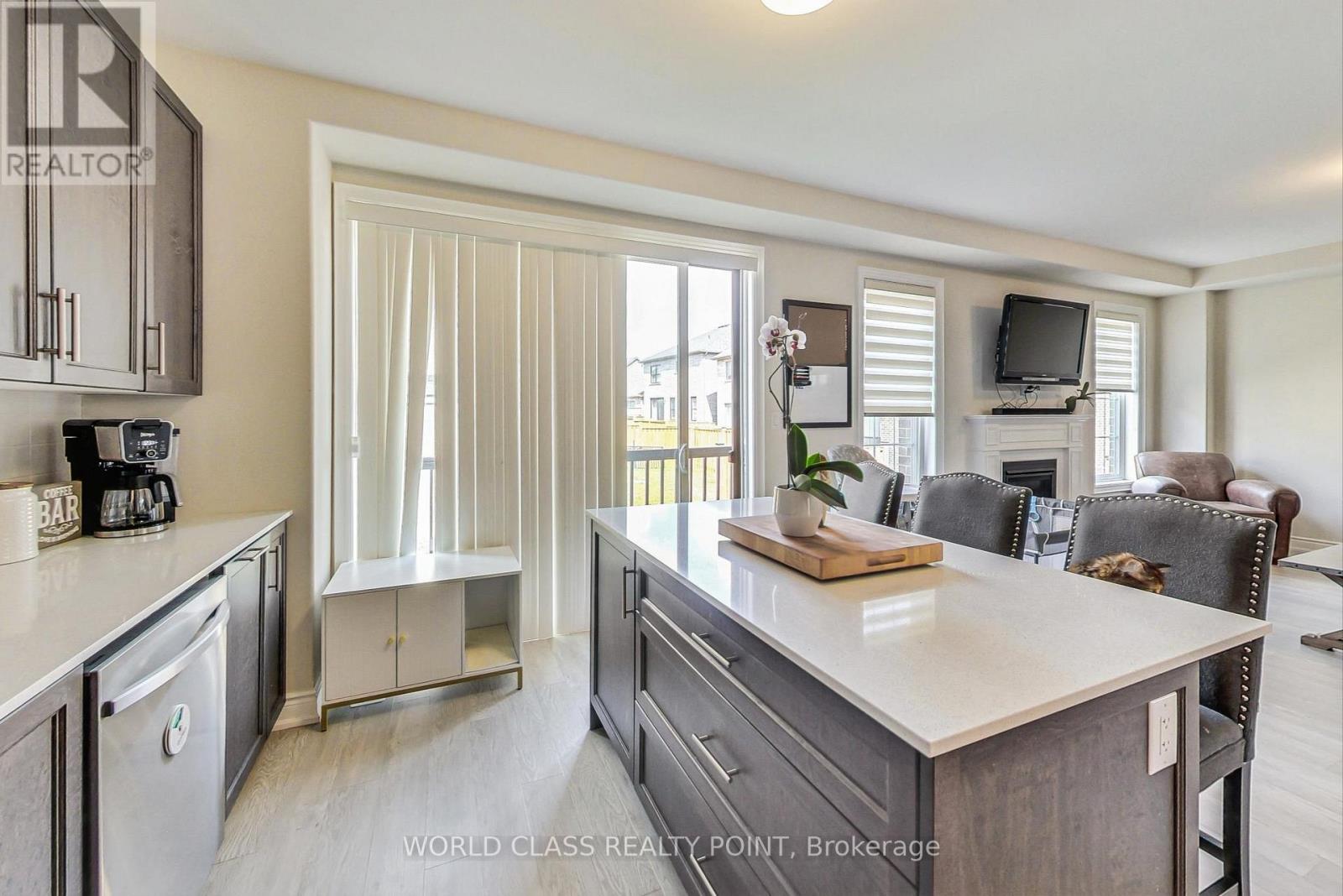 1104 Rippingale Trail, Peterborough North, Ontario  K9H 0J8 - Photo 12 - X12211306