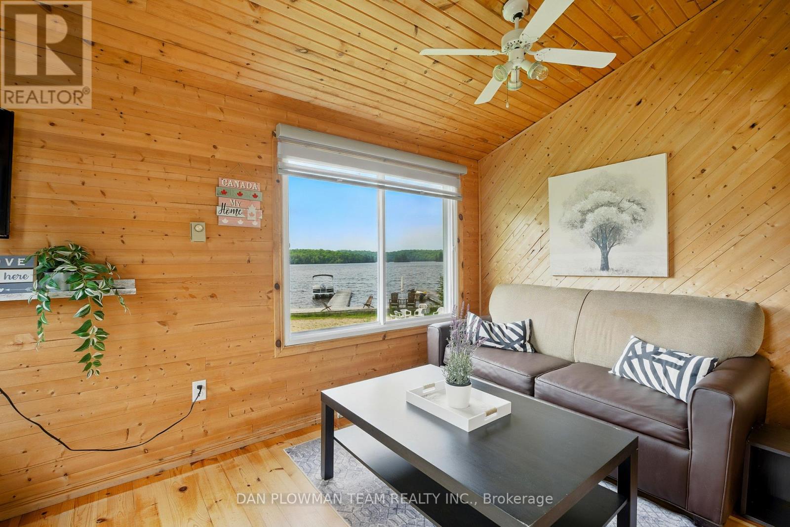 184 Chapman Drive, Magnetawan, Ontario  P0A 1C0 - Photo 10 - X12211320