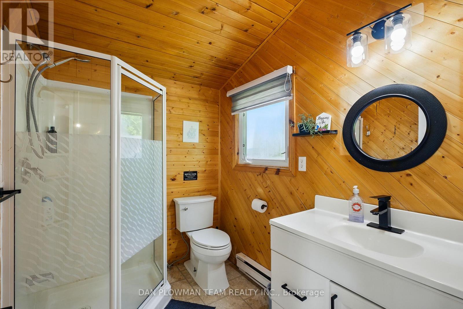 184 Chapman Drive, Magnetawan, Ontario  P0A 1C0 - Photo 12 - X12211320