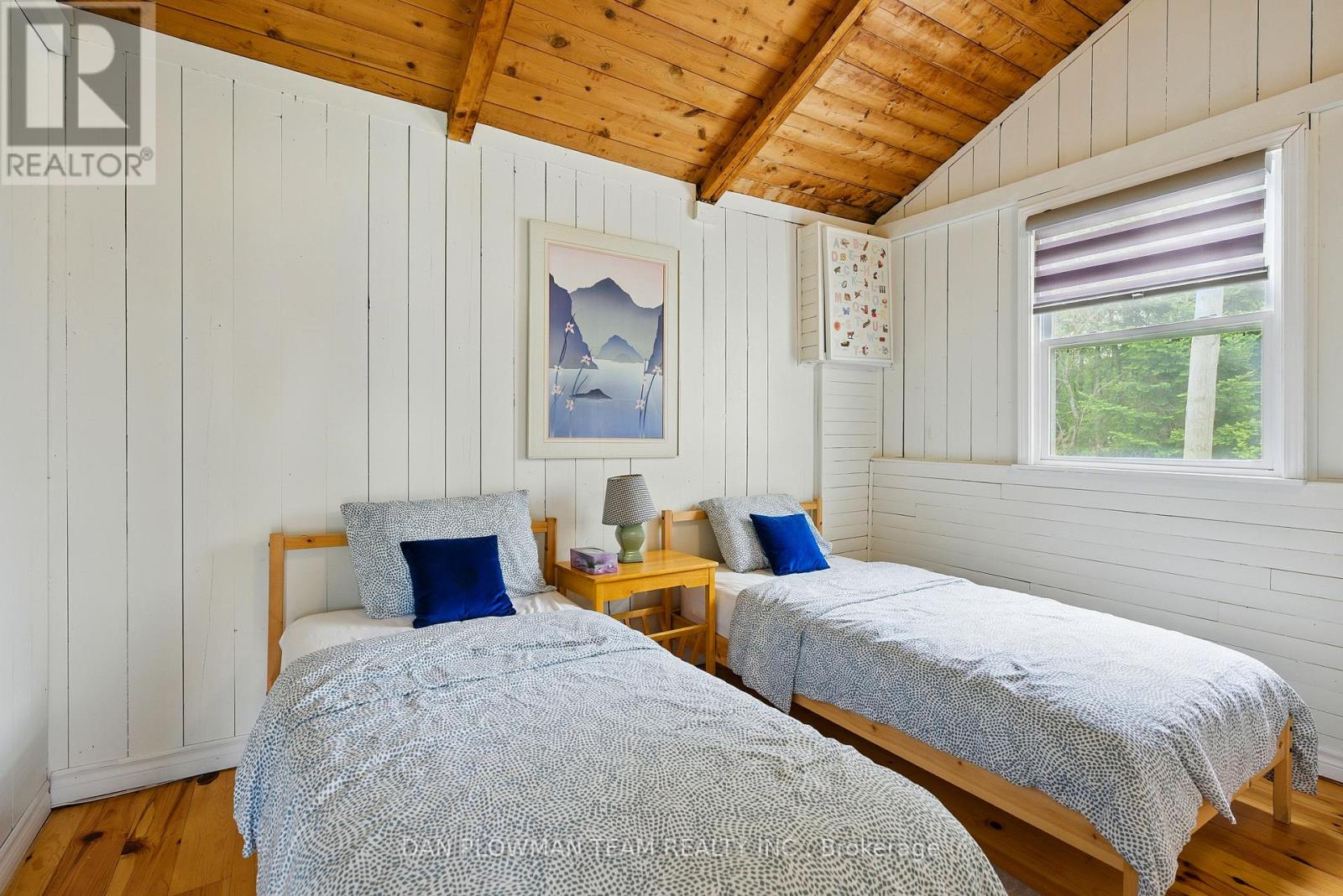 184 Chapman Drive, Magnetawan, Ontario  P0A 1C0 - Photo 16 - X12211320