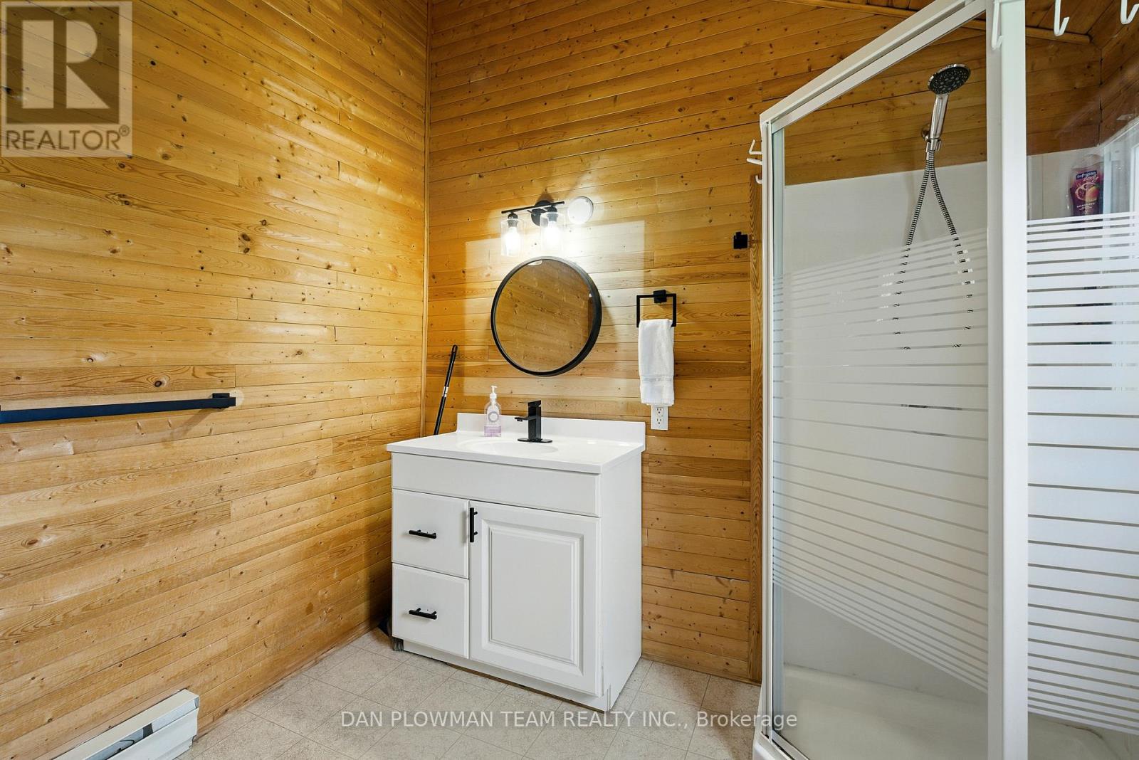 184 Chapman Drive, Magnetawan, Ontario  P0A 1C0 - Photo 17 - X12211320