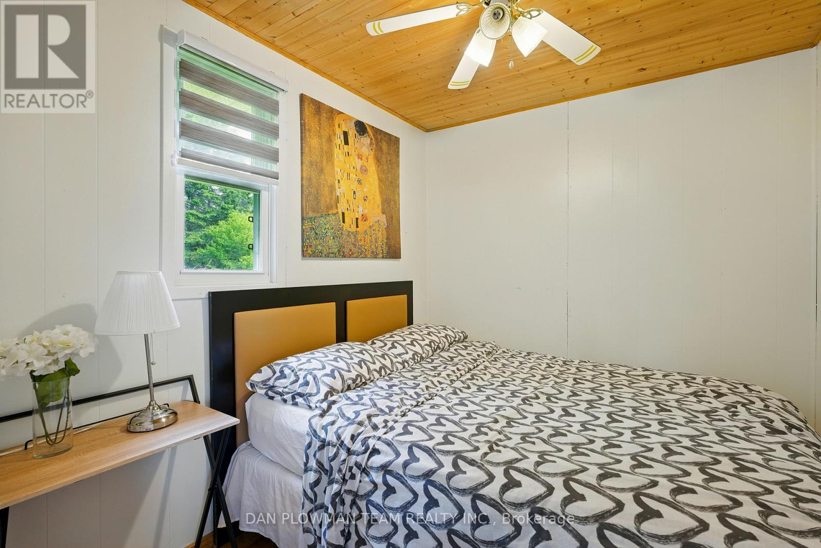 184 Chapman Drive, Magnetawan, Ontario  P0A 1C0 - Photo 19 - X12211320