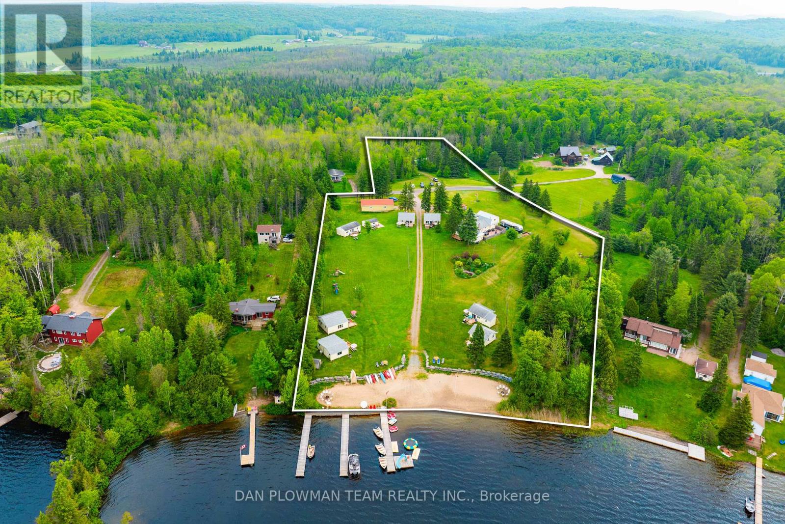 184 Chapman Drive, Magnetawan, Ontario  P0A 1C0 - Photo 4 - X12211320